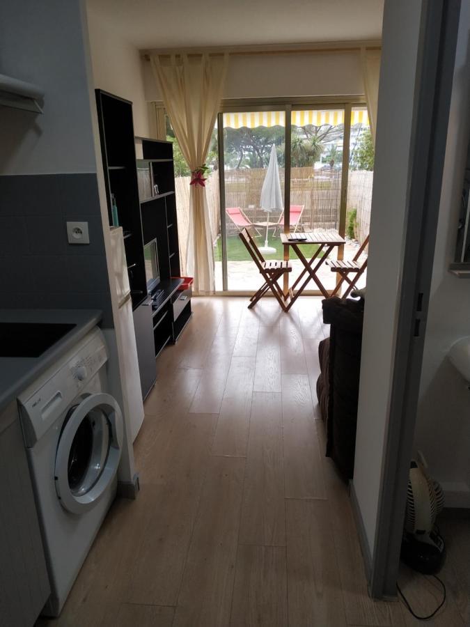 Studio Rez De Jardin Marina Baie Des Anges Villeneuve-Loubet Bagian luar foto